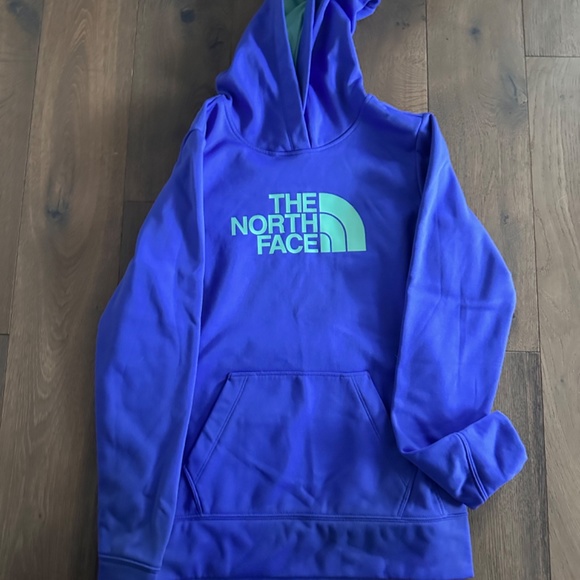 North Face Women’s Hoodie Size S Worn Once - Picture 2 of 3